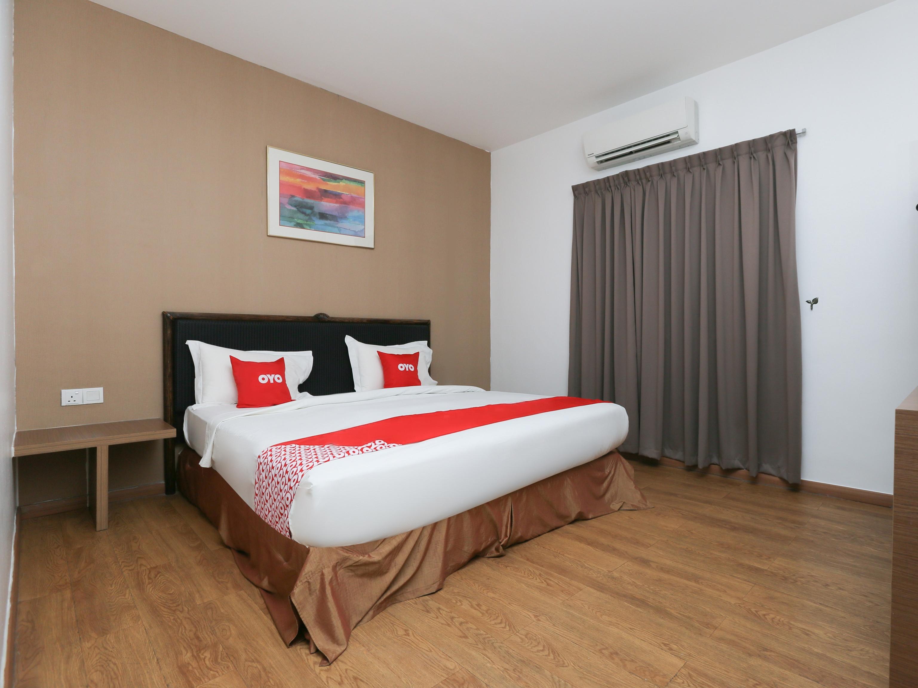 Oyo 89915 East Mount Hotel Kukup Kültér fotó